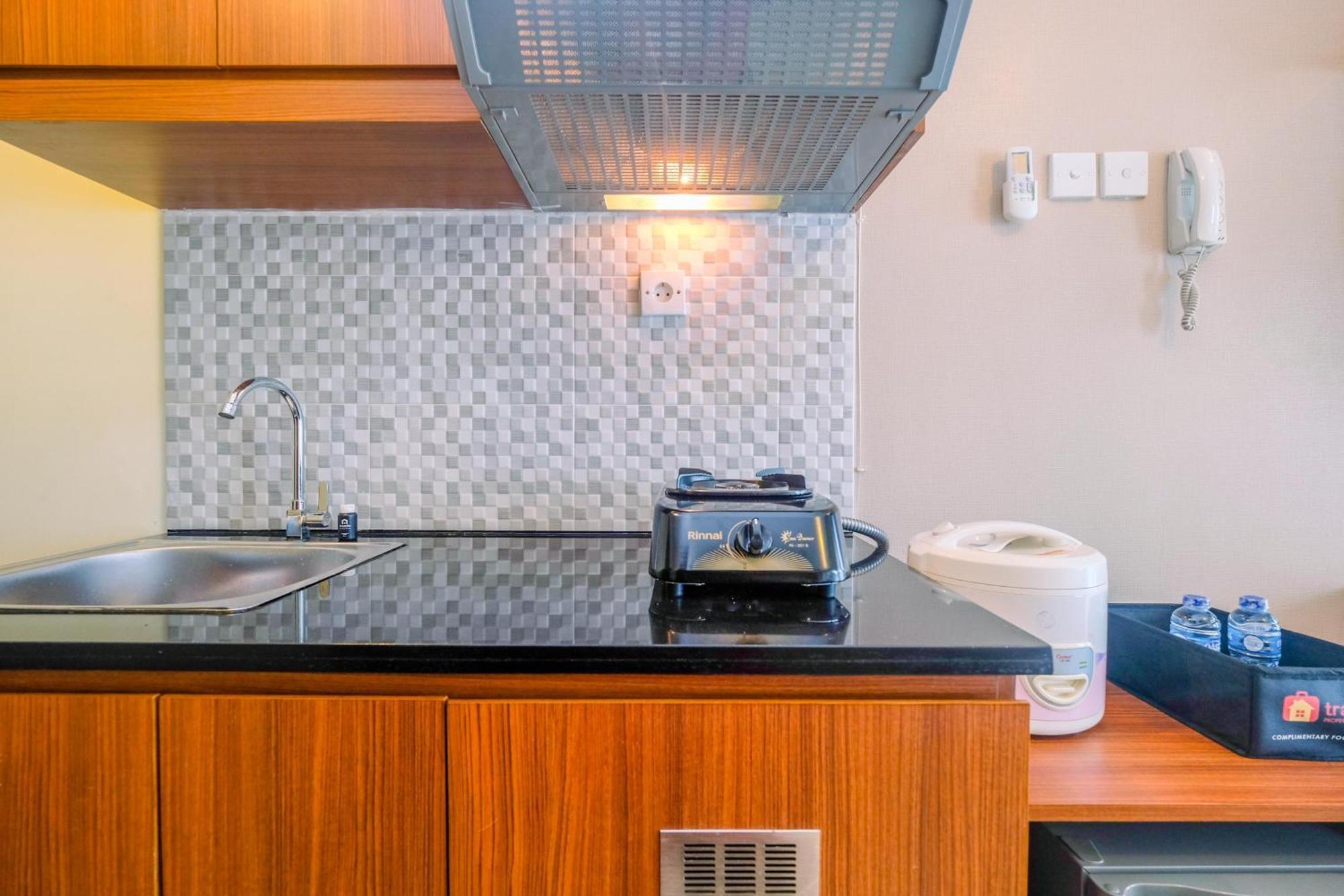 Cozy And Minimalist At Grand Dhika By Travelio Apartemen Bekasi
