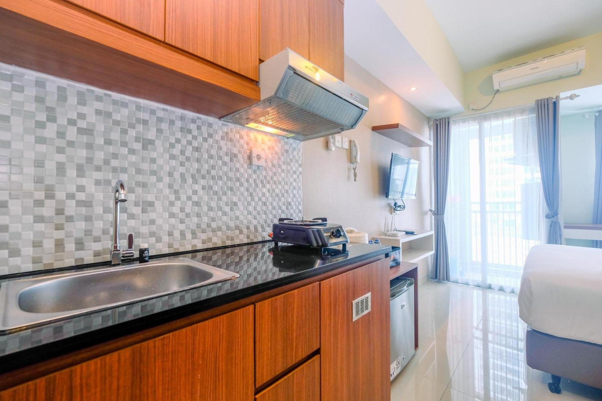 Apartemen Cozy And Minimalist At Grand Dhika By Travelio Bekasi